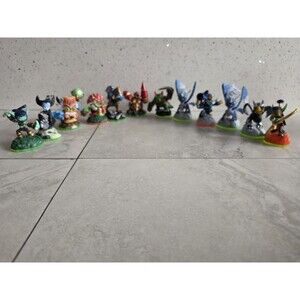 Skylanders Lot  Spyro’s Adventure  Magic&Figures Lot Of 12